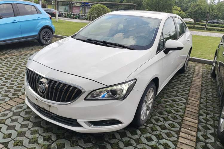 Used Buick Verano 2017 Sedan 20T Dual-Clutch Leading Model Guazi used car, China used car export, Used car for sale, Used cars, Cheapest cars for sale