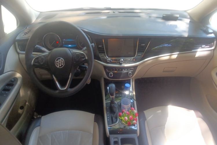 Used Buick Verano 2017 Sedan 15S Automatic Leading Model Center Console