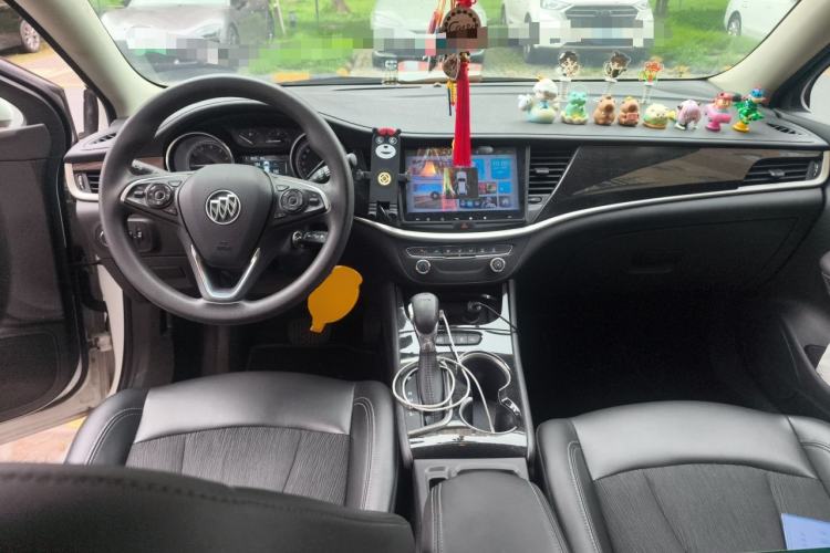 Used Buick Verano 2017 Sedan 20T Dual-Clutch Leading Model Center Console
