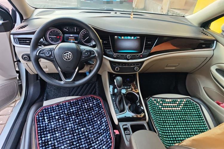 Used Buick Verano 2017 Sedan 15S Automatic Leading Model Center Console