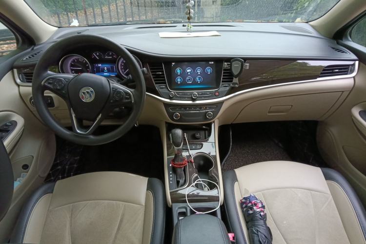 Used Buick Verano 2017 Sedan 15S Automatic Leading Model Center Console