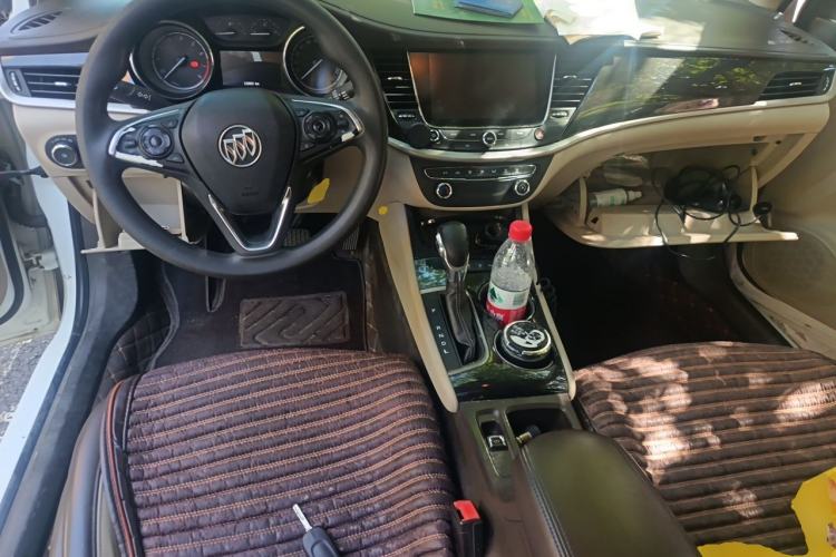 Used Buick Verano 2017 Sedan 15S Automatic Leading Model Center Console