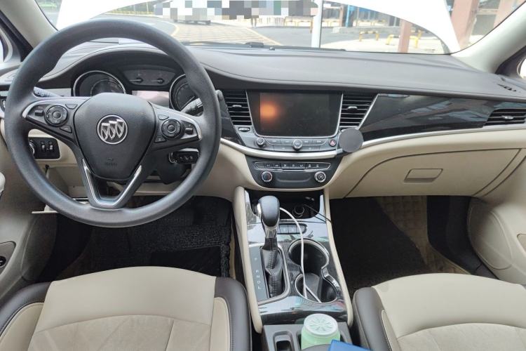 Used Buick Verano 2017 Sedan 15S Automatic Leading Model Center Console
