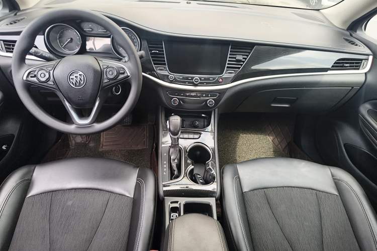Used Buick Verano 2017 Sedan 20T Dual-Clutch Leading Model Center Console