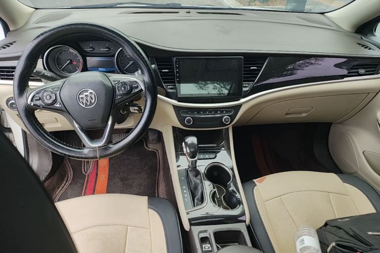 Used Buick Verano 2017 Sedan 15S Automatic Leading Model Center Console