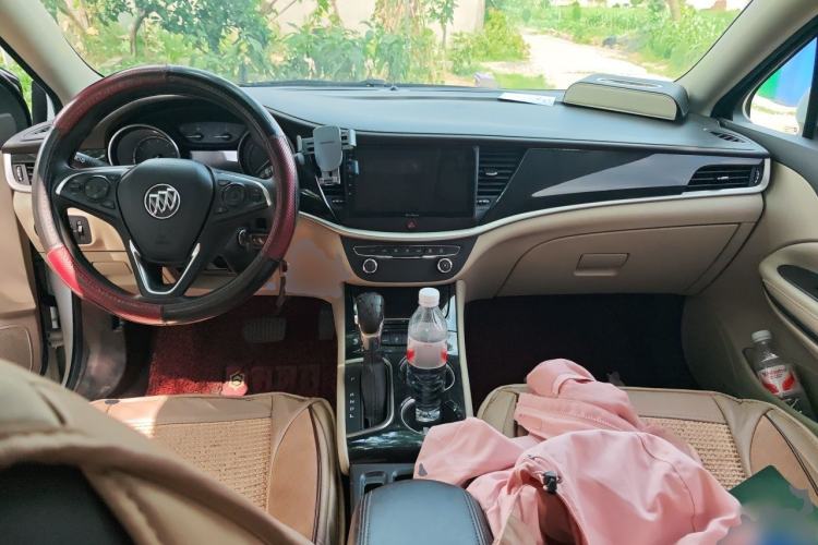Used Buick Verano 2017 Sedan 15S Automatic Leading Model Center Console