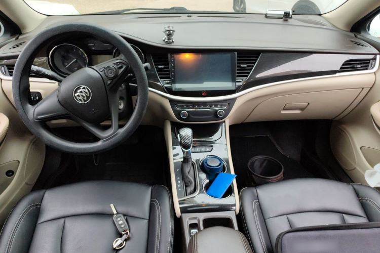 Used Buick Verano 2017 Sedan 15S Automatic Entry Model Center Console