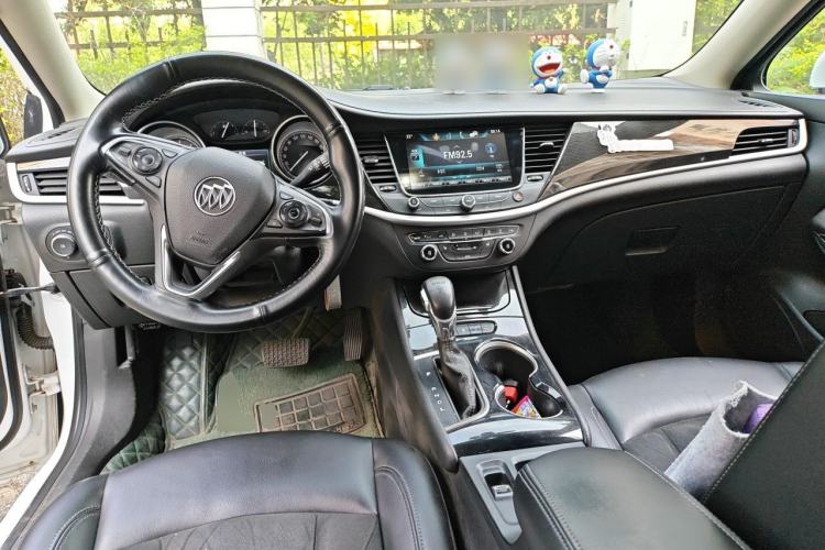 Used Buick Verano 2017 Sedan 20T Dual-Clutch Elite Model Center Console