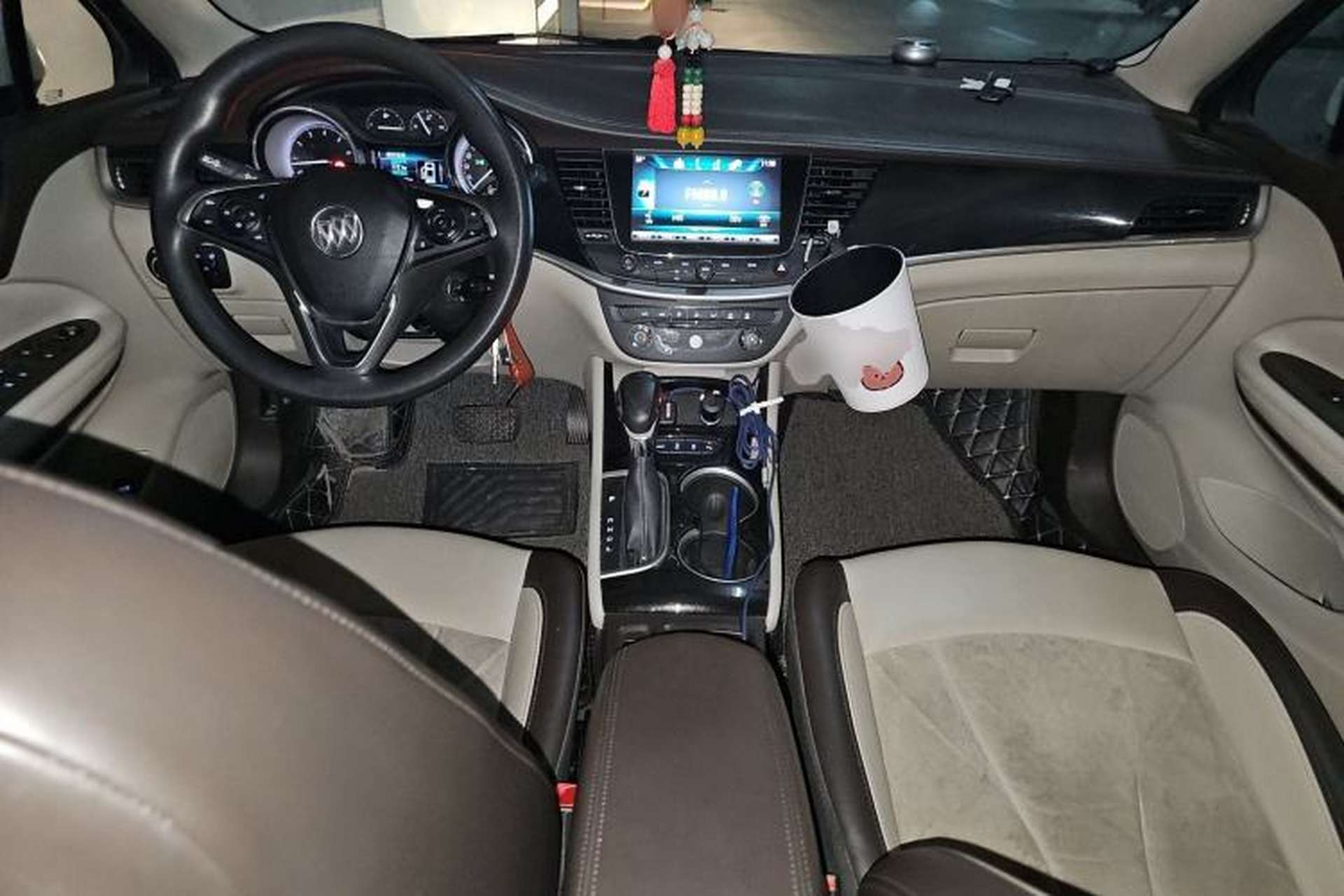 Used Buick Verano 2017 Sedan 15S Automatic Leading Model Center Console