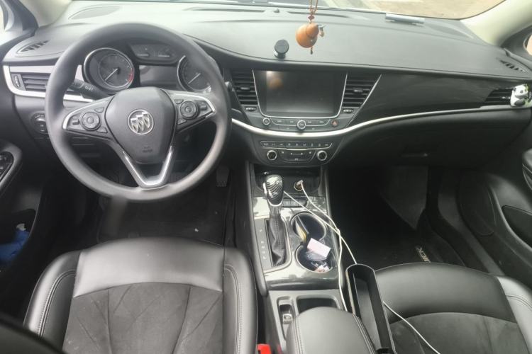 Used Buick Verano 2017 Sedan 20T Dual-Clutch Elite Model Center Console