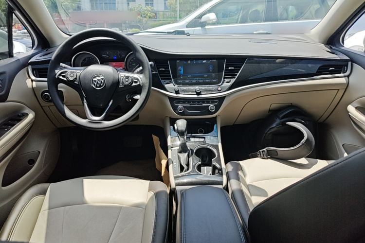 Used Buick Verano 2017 Sedan 15S Automatic Leading Model Center Console