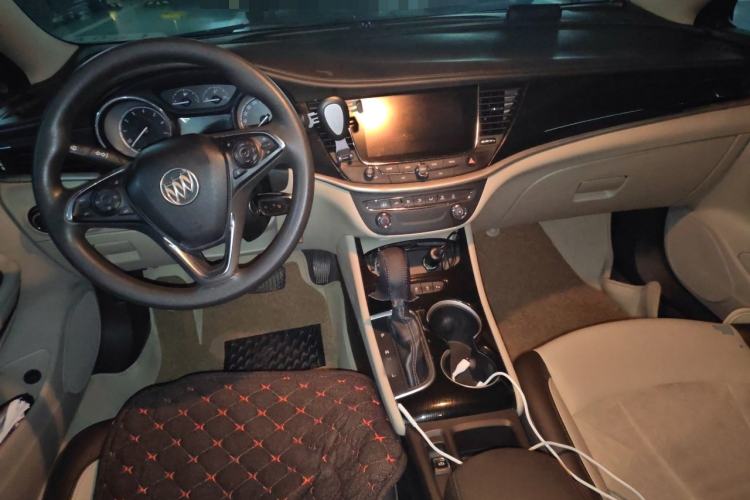 Used Buick Verano 2017 Sedan 15S Automatic Leading Model Center Console