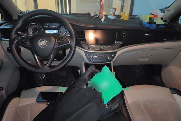Used Buick Verano 2017 Sedan 15S Automatic Leading Model Center Console