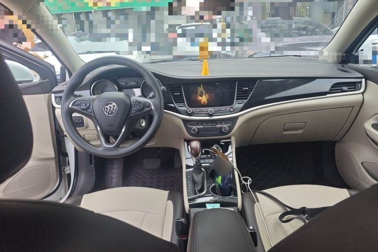 Used Buick Verano 2017 Sedan 15S Automatic Leading Model Center Console