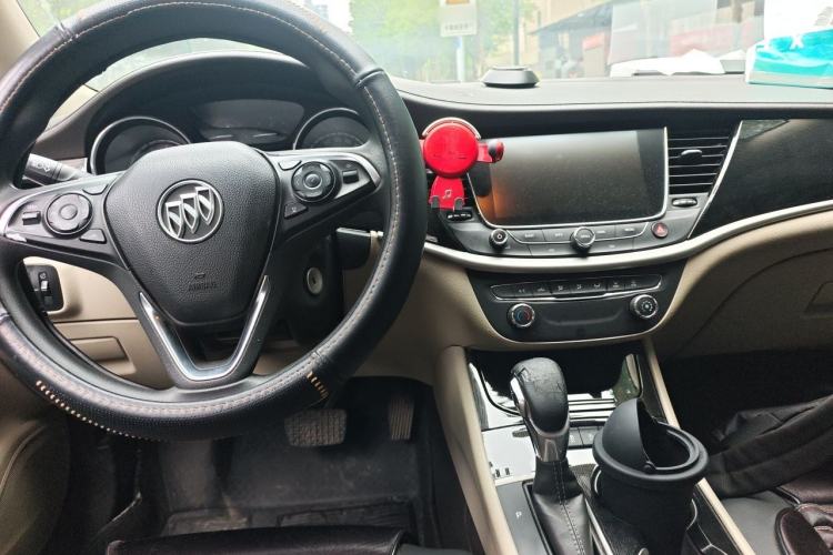 Used Buick Verano 2017 Sedan 15S Automatic Leading Model Center Console
