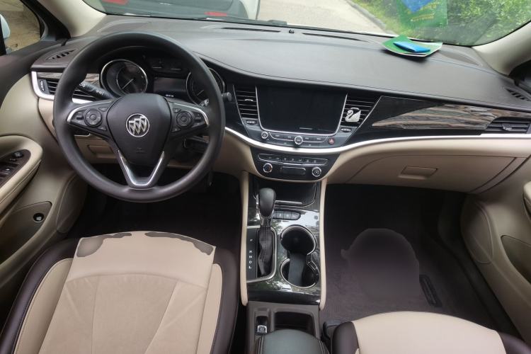 Used Buick Verano 2017 Sedan 15S Automatic Leading Model Center Console
