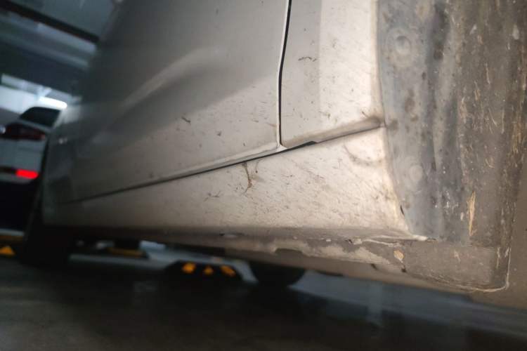 Used Buick Verano 2017 Sedan 20T Dual-Clutch Leading Model Chassis Front Right