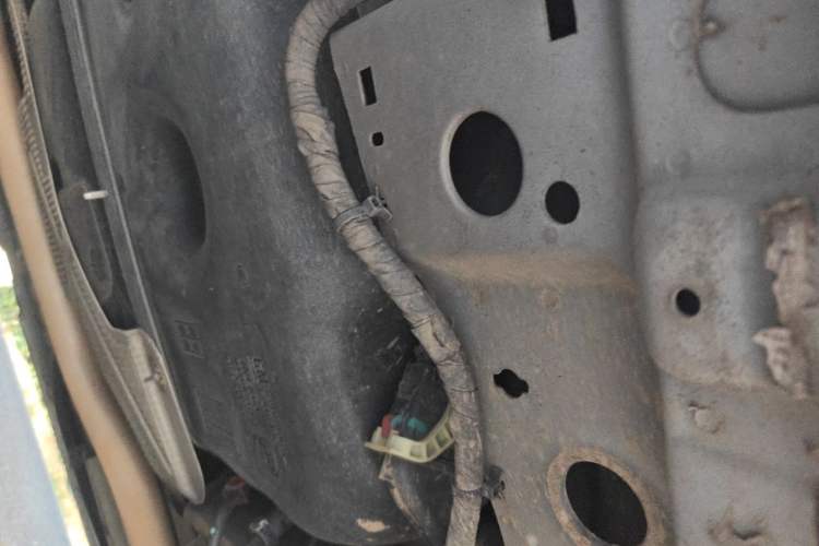 Used Buick Verano 2017 Sedan 15S Automatic Leading Model Chassis Rear Right