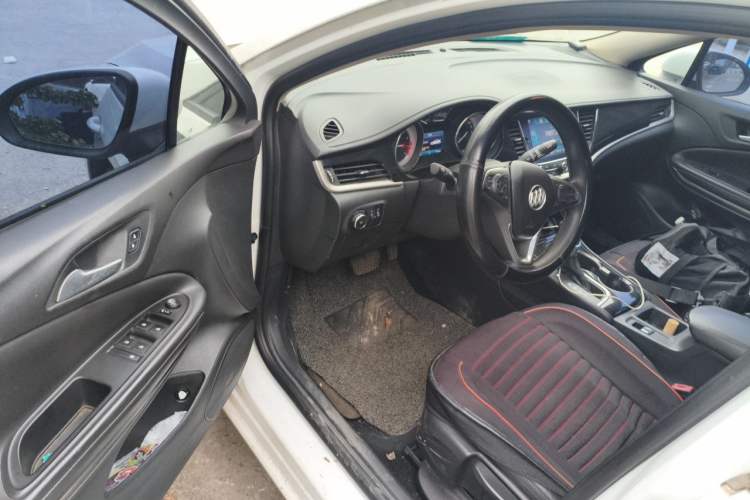 Used Buick Verano 2017 Sedan 20T Dual-Clutch Leading Model Driver Seat