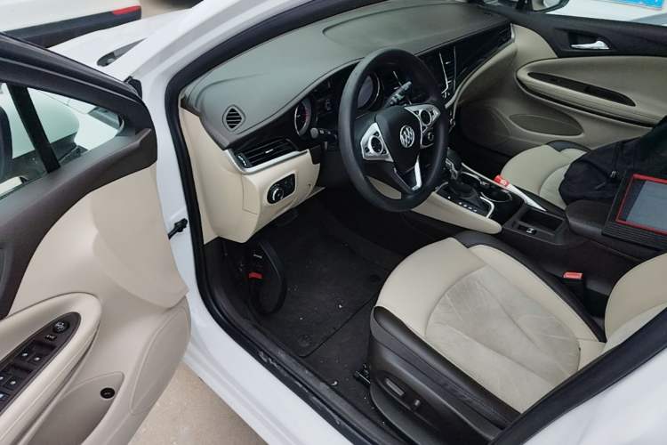 Used Buick Verano 2017 Sedan 15S Automatic Leading Model Driver Seat