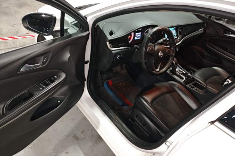 Used Buick Verano 2017 Sedan 20T Dual-Clutch Elite Model Driver Seat