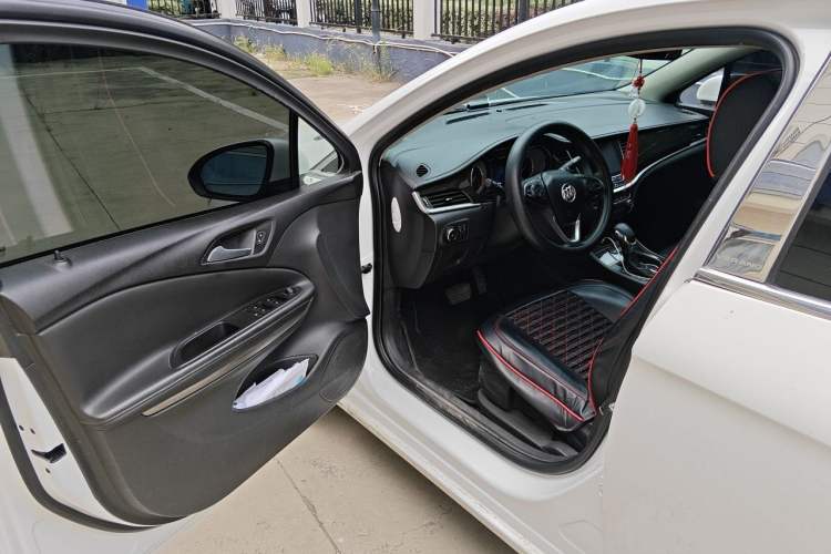 Used Buick Verano 2017 Sedan 20T Dual-Clutch Leading Model Driver Seat