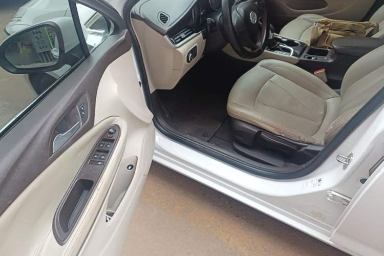 Used Buick Verano 2017 Sedan 15S Automatic Entry Model Driver Seat