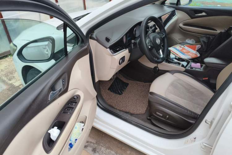 Used Buick Verano 2017 Sedan 15S Automatic Leading Model Driver Seat