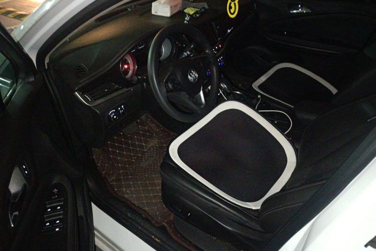 Used Buick Verano 2017 Sedan 20T Dual-Clutch Elite Model Driver Seat