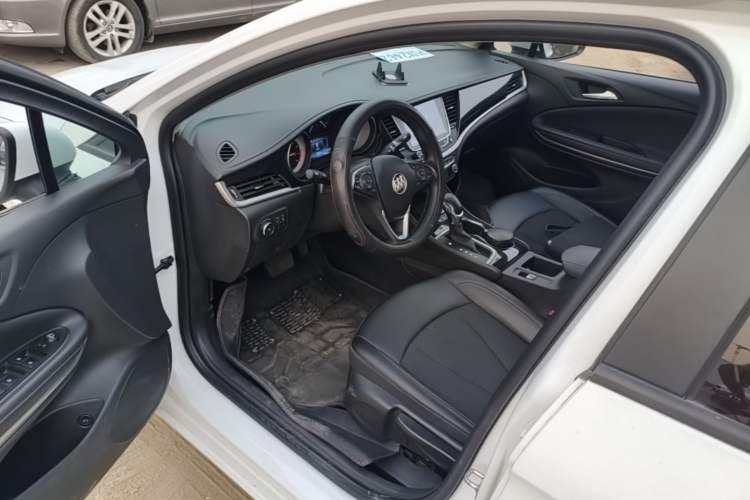 Used Buick Verano 2017 Sedan 20T Dual-Clutch Leading Model Driver Seat