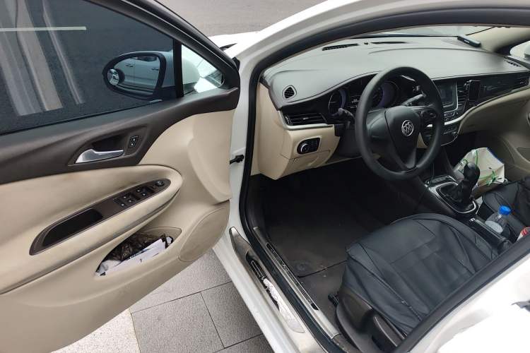 Used Buick Verano 2017 Sedan 15S Manual Entry-Level Model Driver Seat