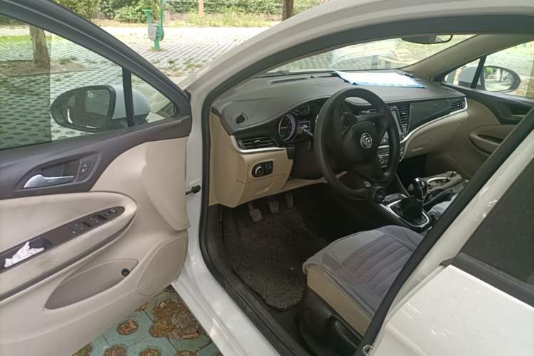 Used Buick Verano 2017 Sedan 15S Manual Entry-Level Model Driver Seat