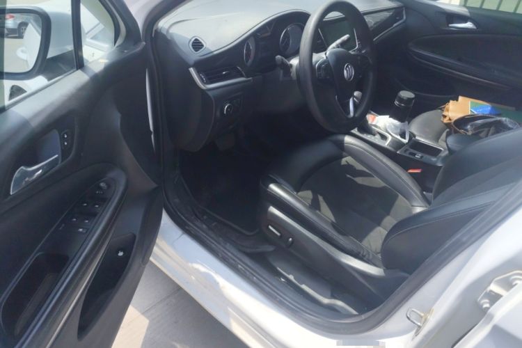 Used Buick Verano 2017 Sedan 20T Dual-Clutch Elite Model Driver Seat