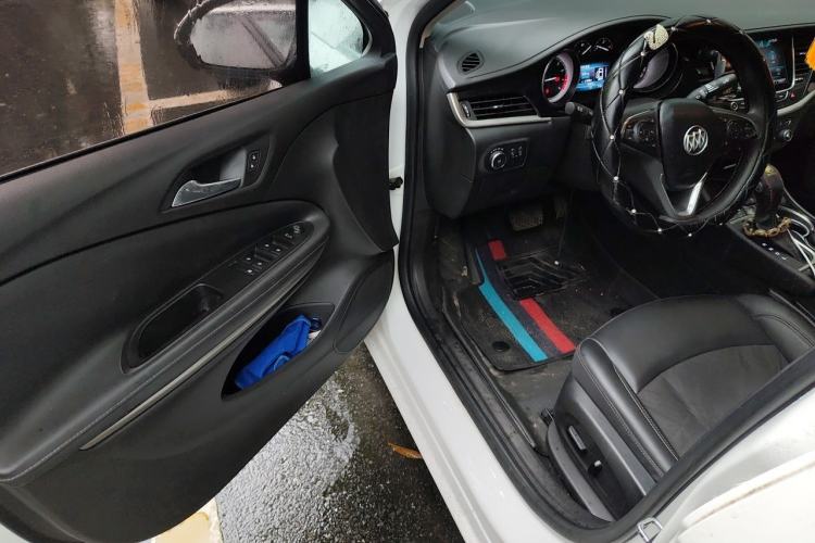 Used Buick Verano 2017 Sedan 20T Dual-Clutch Elite Model Driver Seat