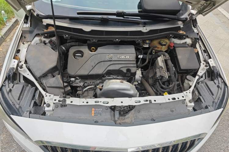 Used Buick Verano 2017 Sedan 15S Automatic Leading Model Engine Bay
