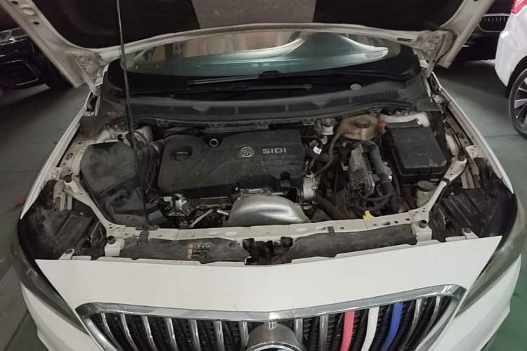 Used Buick Verano 2017 Sedan 15S Automatic Entry Model Engine Bay