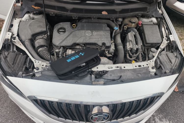 Used Buick Verano 2017 Sedan 20T Dual-Clutch Leading Model Engine Bay