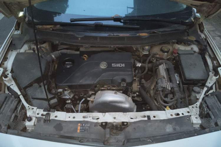 Used Buick Verano 2017 Sedan 15S Automatic Leading Model Engine Bay