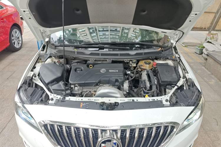 Used Buick Verano 2017 Sedan 15S Automatic Leading Model Engine Bay