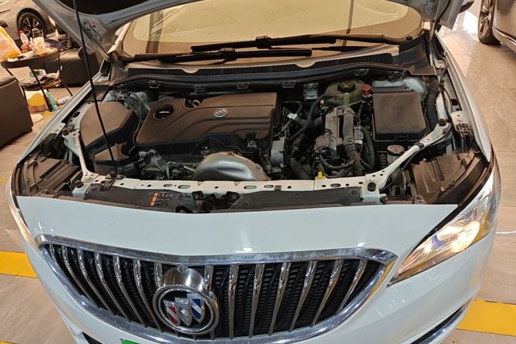 Used Buick Verano 2017 Sedan 15S Automatic Leading Model Engine Bay