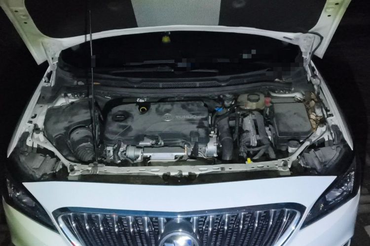 Used Buick Verano 2017 Sedan 20T Dual-Clutch Leading Model Engine Bay