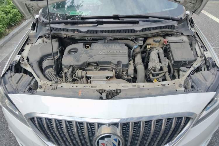 Used Buick Verano 2017 Sedan 20T Dual-Clutch Leading Model Engine Bay