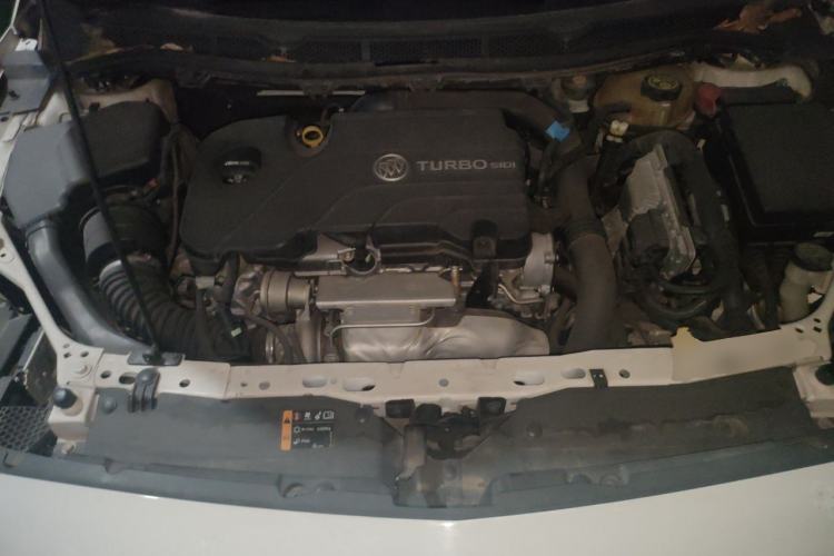 Used Buick Verano 2017 Sedan 20T Dual-Clutch Leading Model Engine Bay