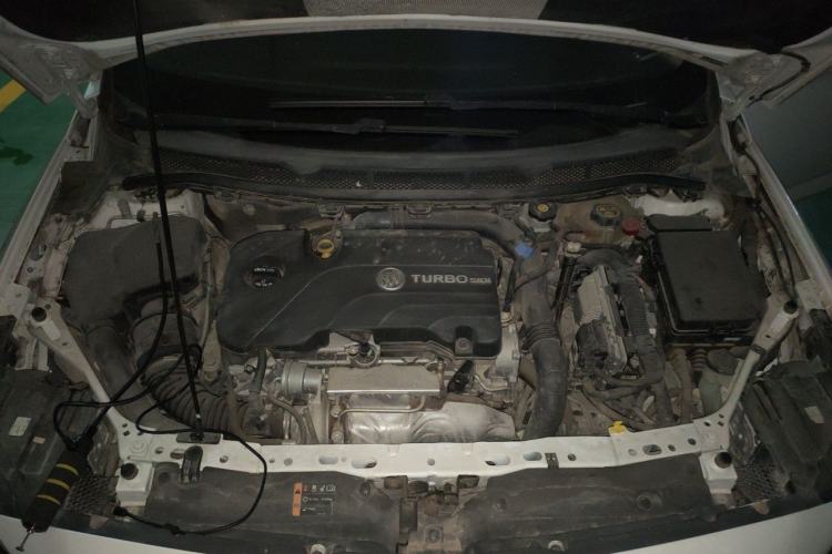 Used Buick Verano 2017 Sedan 20T Dual-Clutch Leading Model Engine Bay