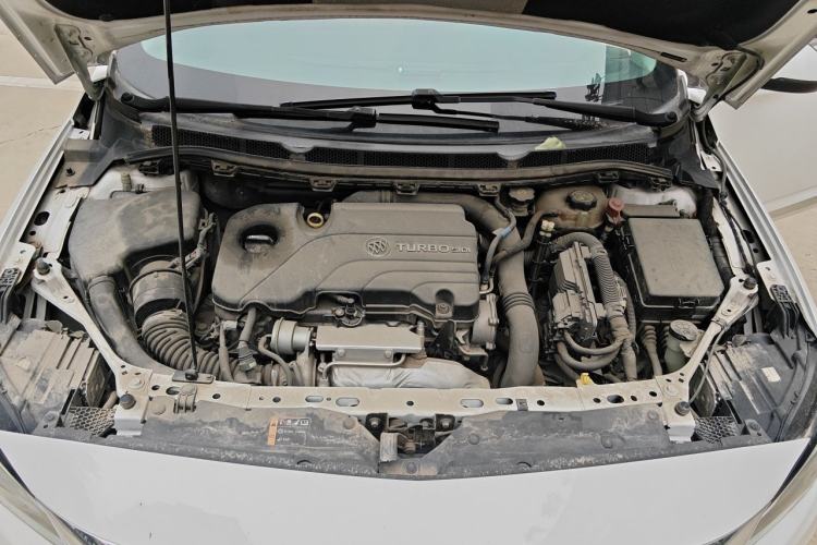 Used Buick Verano 2017 Sedan 20T Dual-Clutch Leading Model Engine Bay