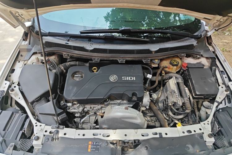 Used Buick Verano 2017 Sedan 15S Automatic Leading Model Engine Bay
