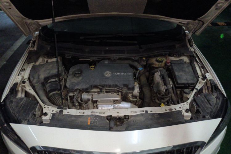Used Buick Verano 2017 Sedan 20T Dual-Clutch Leading Model Engine Bay