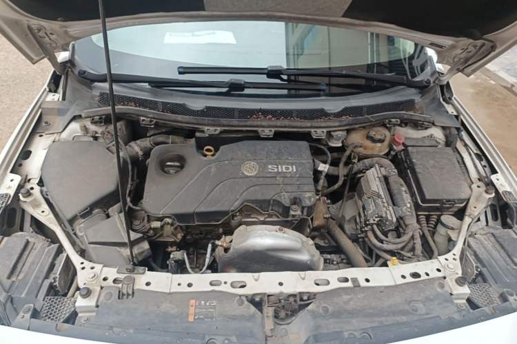 Used Buick Verano 2017 Sedan 15S Automatic Entry Model Engine Bay
