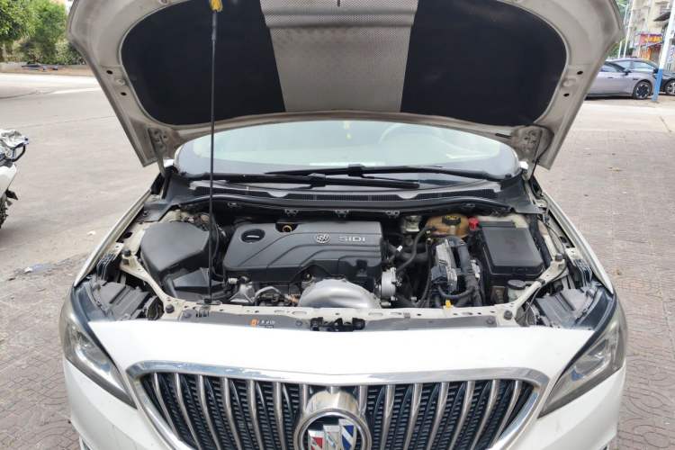 Used Buick Verano 2017 Sedan 15S Automatic Leading Model Engine Bay