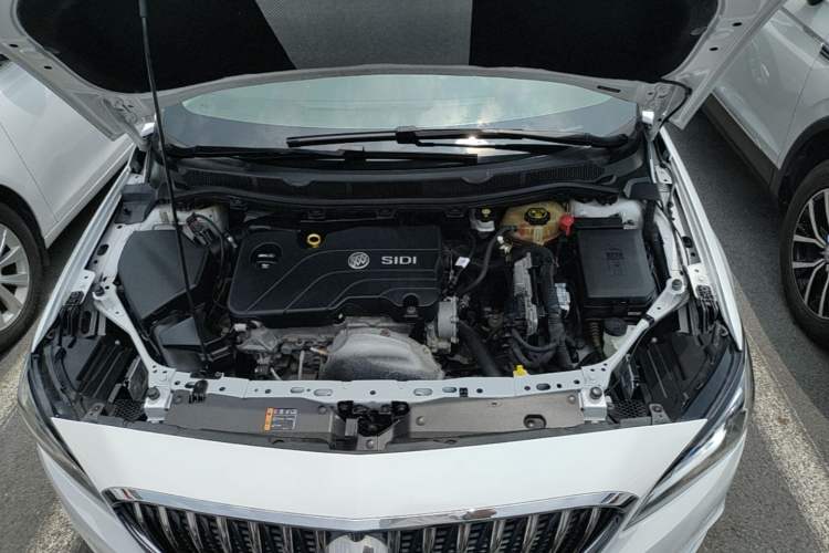 Used Buick Verano 2017 Sedan 15S Automatic Leading Model Engine Bay